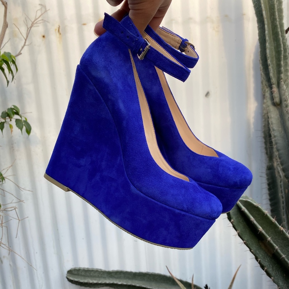 Boutique9 “Cesena” Blue Suede Wedges